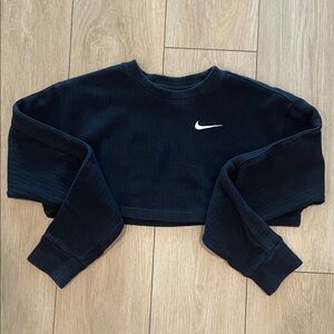 Nike Black Cropped Sweatshirt
